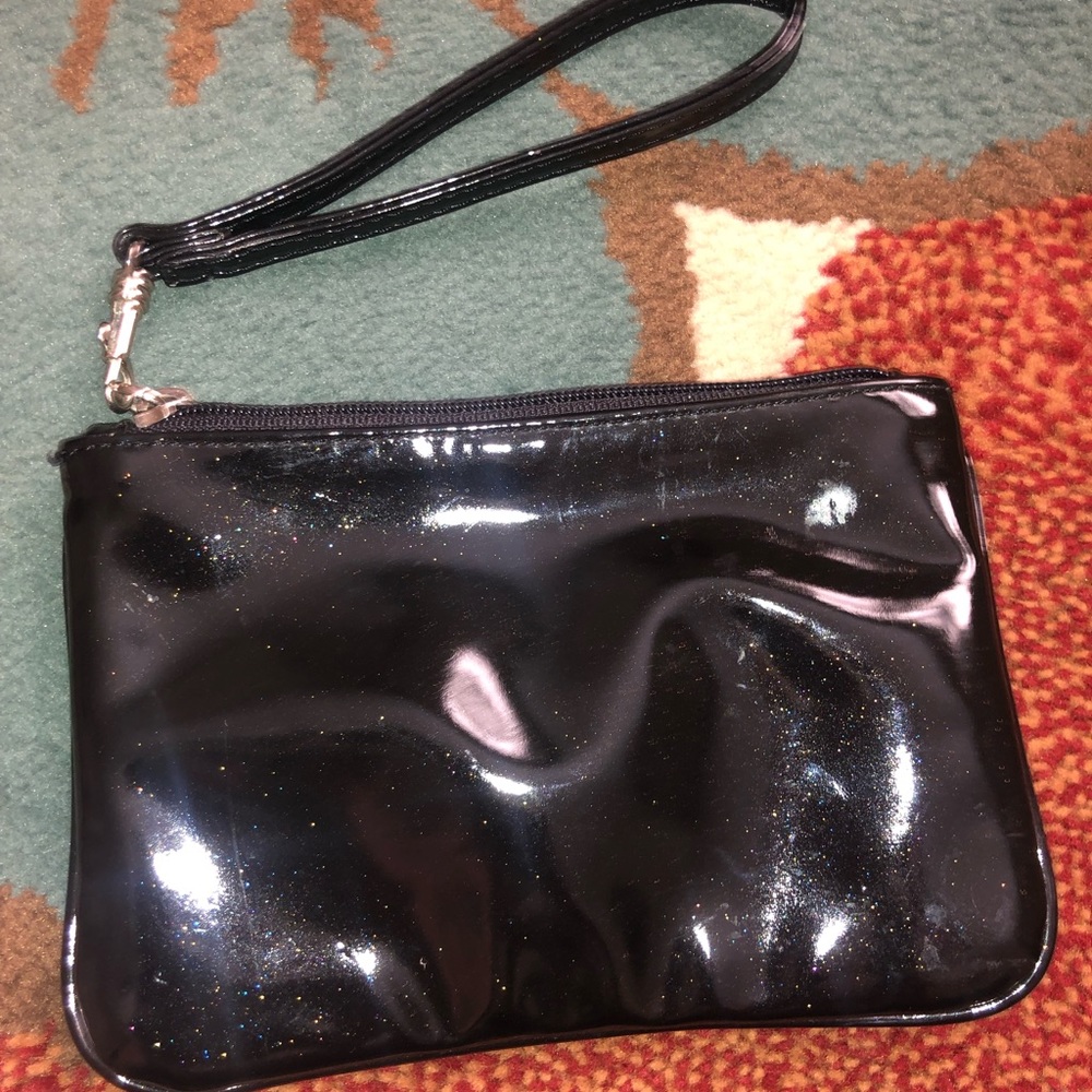 Express wristlet - Picture 4 of 5